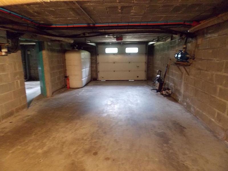 Maison - 230 m² - 8 pièces