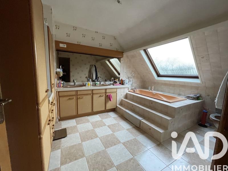 Maison - 133 m² - 6 pièces