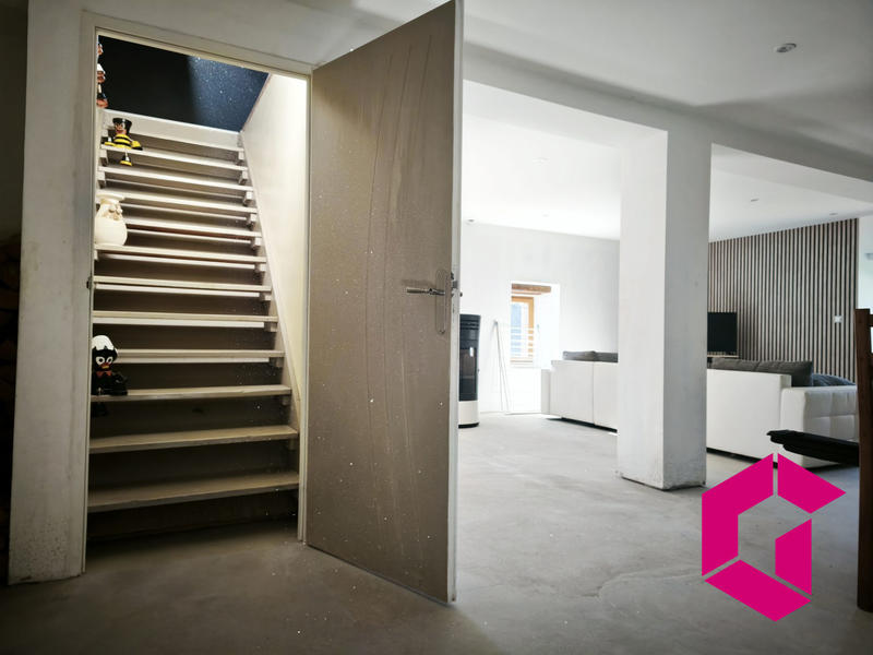 Maison - 179 m² - 5 pièces