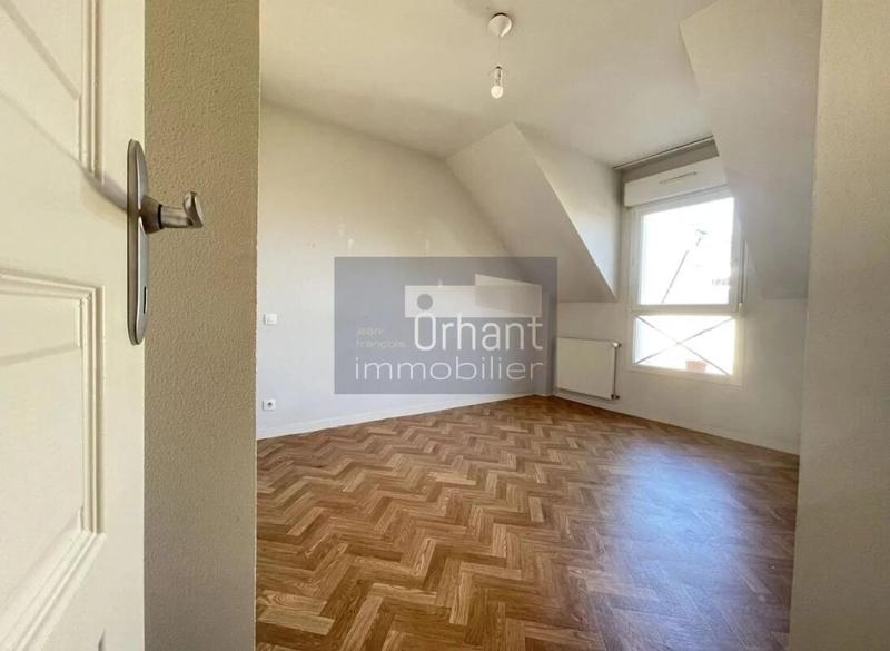 Maison - 82 m² - 4 pièces