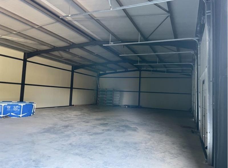 Local d'activités - 375 m²