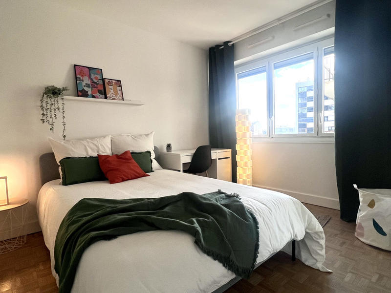 Chambre - 23 m² - 6 pièces