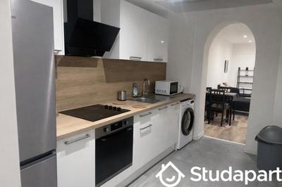 Chambre - 11 m² - 1 pièce