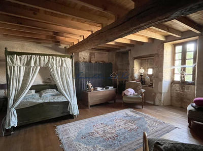 Maison - 282 m² - 7 pièces