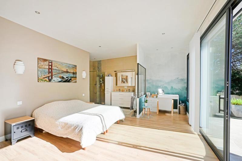 Villa - 288 m² - 8 pièces