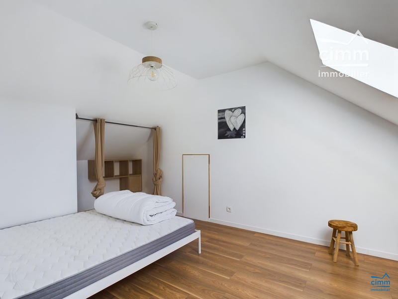 Maison traditionnelle - 88 m² - 4 pièces