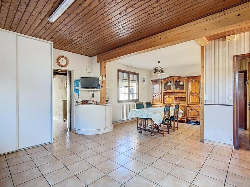 Maison - 111 m² - 5 pièces