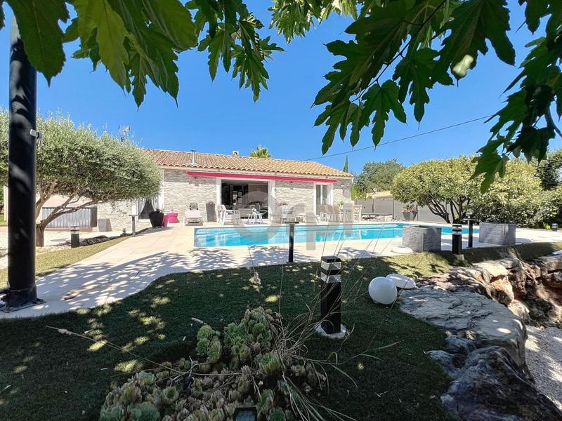 Maison - 120 m² - 4 pièces