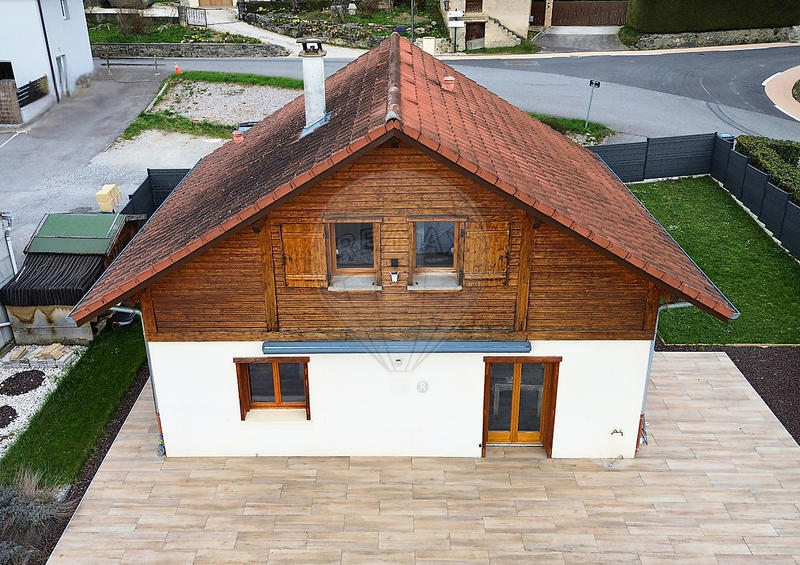 Maison - 108 m² - 5 pièces