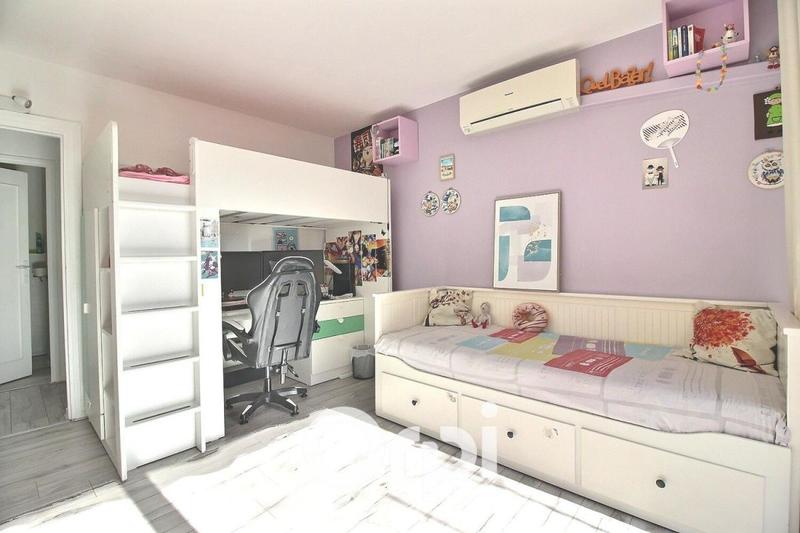 Appartement - 91 m² - 4 pièces