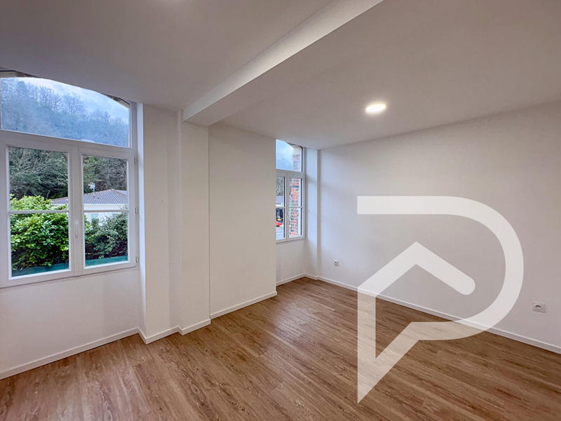 Bureau - 13 m² - 1 pièce