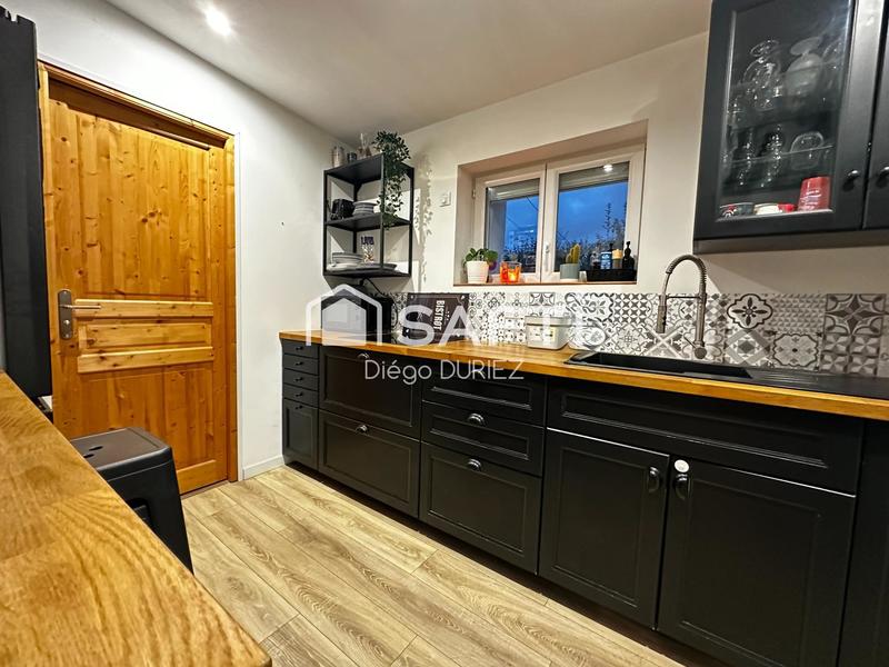 Maison - 95 m² - 5 pièces