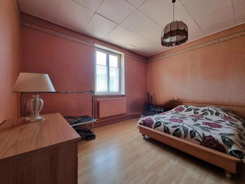 Maison traditionnelle - 193 m² - 5 pièces