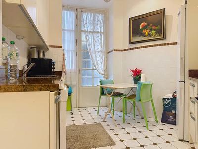 Appartement - 133 m² - 5 pièces