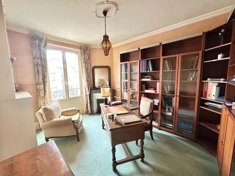 Maison ancienne - 308 m² - 11 pièces