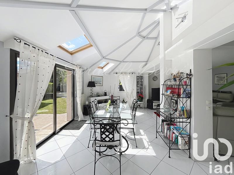 Maison - 139 m² - 7 pièces