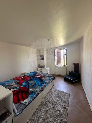 Maison - 205 m² - 10 pièces