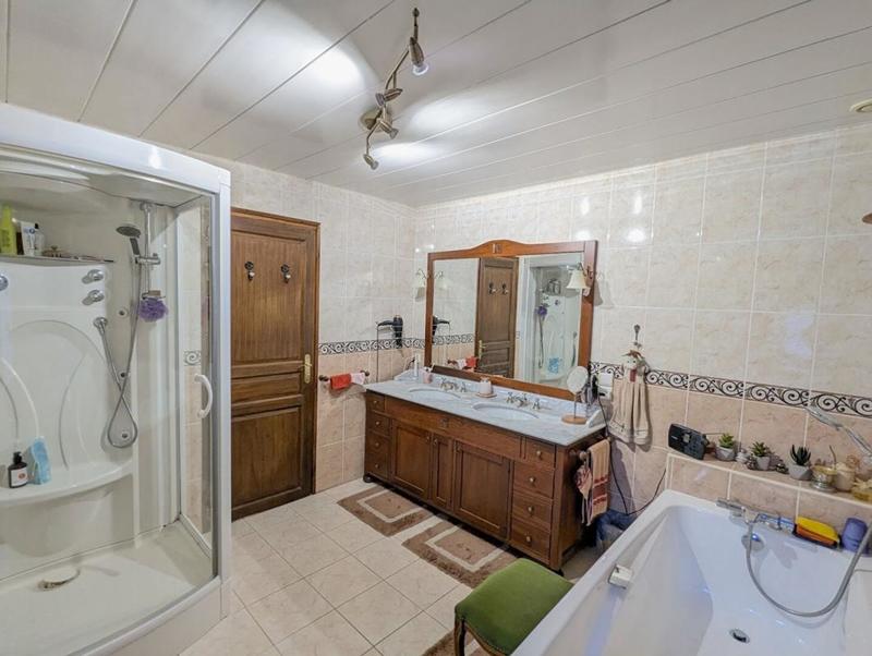 Maison - 131 m² - 6 pièces