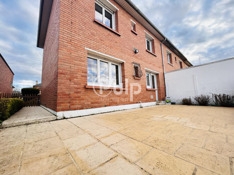 Maison - 83 m² - 5 pièces