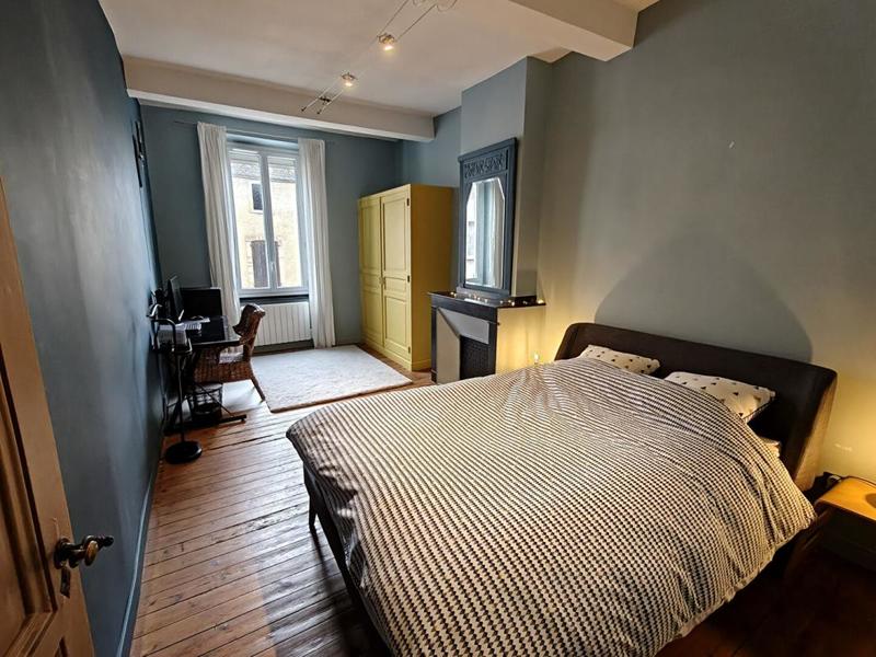 Maison - 161 m² - 11 pièces