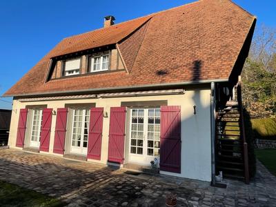 Maison traditionnelle - 105 m² - 5 pièces