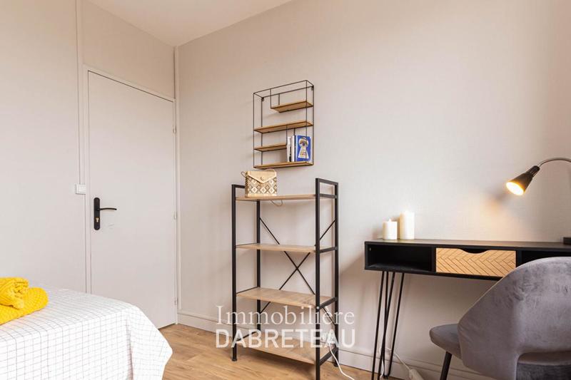 Appartement - 107 m² - 7 pièces