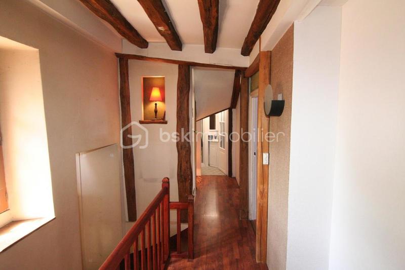 Maison ancienne - 163 m² - 7 pièces