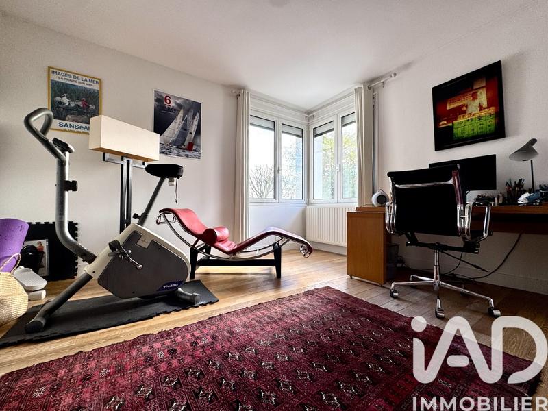 Maison - 232 m² - 8 pièces