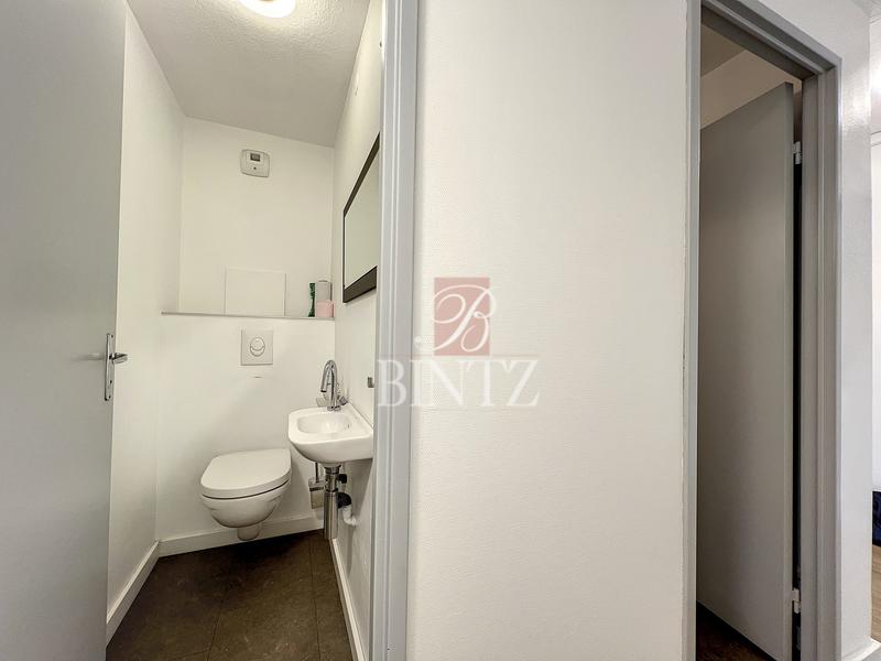 Local d'activités - 89 m² - 4 pièces