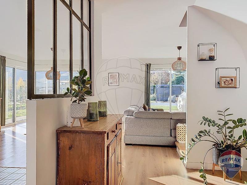 Maison - 160 m² - 6 pièces