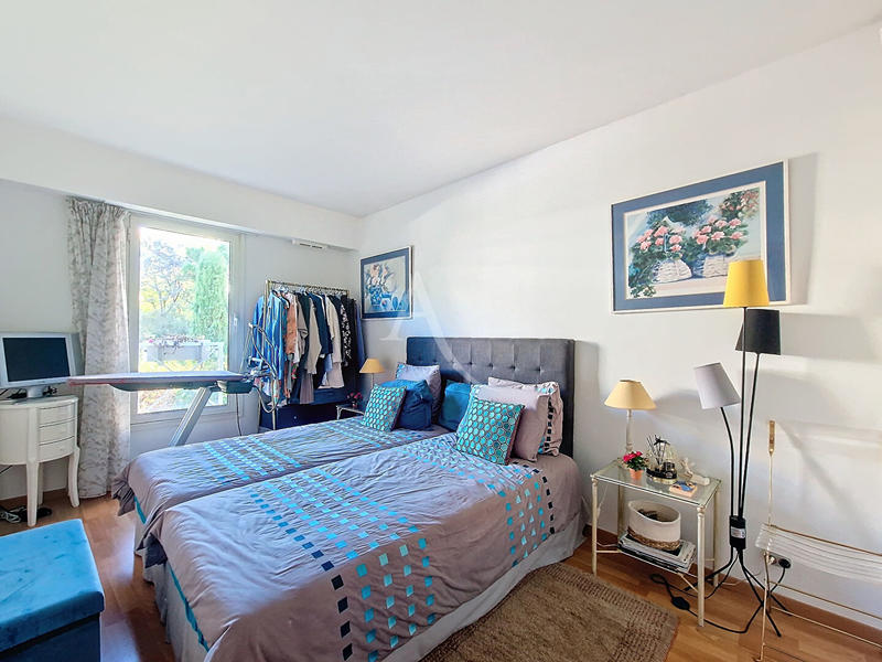 Appartement - 87 m² - 3 pièces