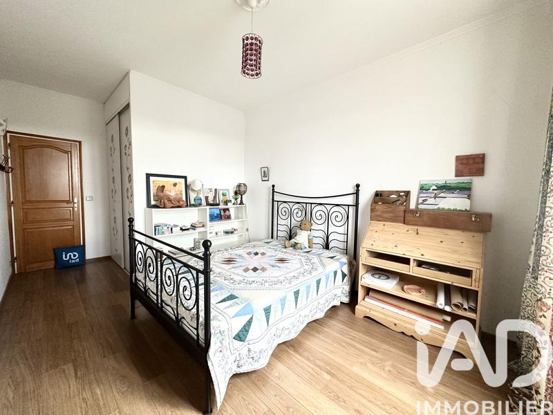 Maison - 200 m² - 7 pièces