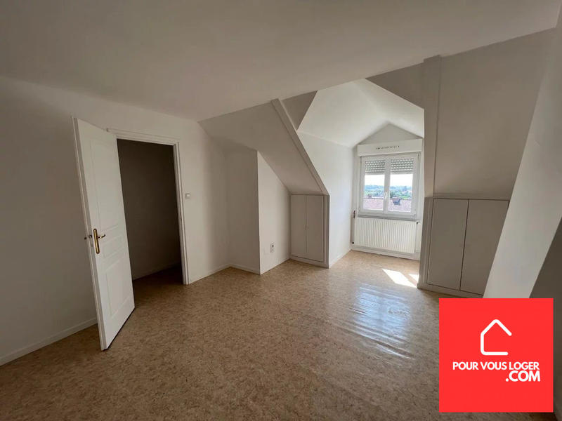 Maison - 102 m² - 5 pièces