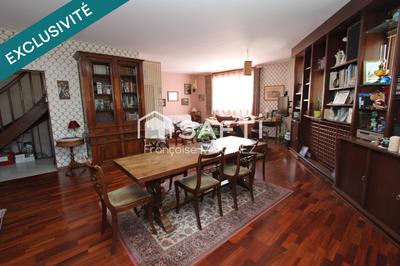 Maison - 163 m² - 5 pièces