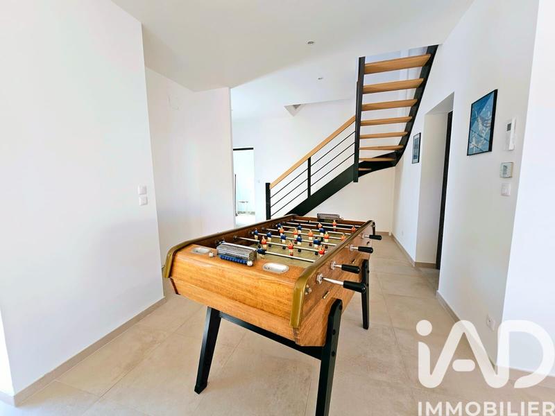 Maison - 145 m² - 5 pièces