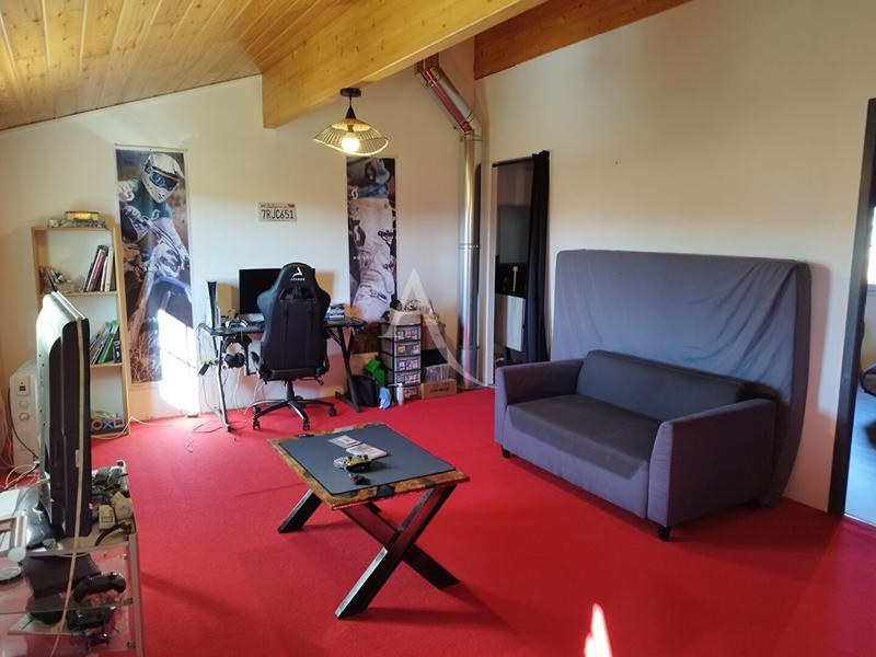 Maison - 170 m² - 6 pièces