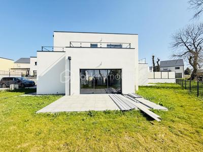 Maison - 170 m² - 7 pièces