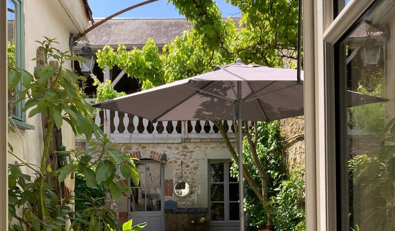 Maison - 205 m² - 6 pièces