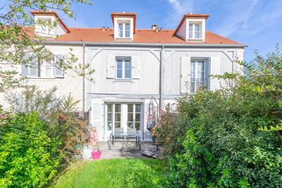 Maison - 75 m² - 4 pièces