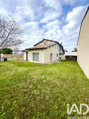 Maison - 120 m² - 6 pièces