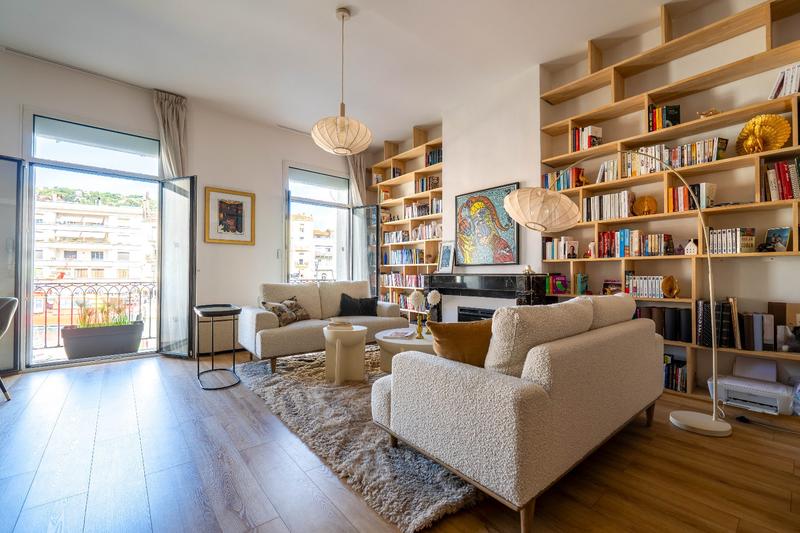 Appartement - 206 m² - 5 pièces