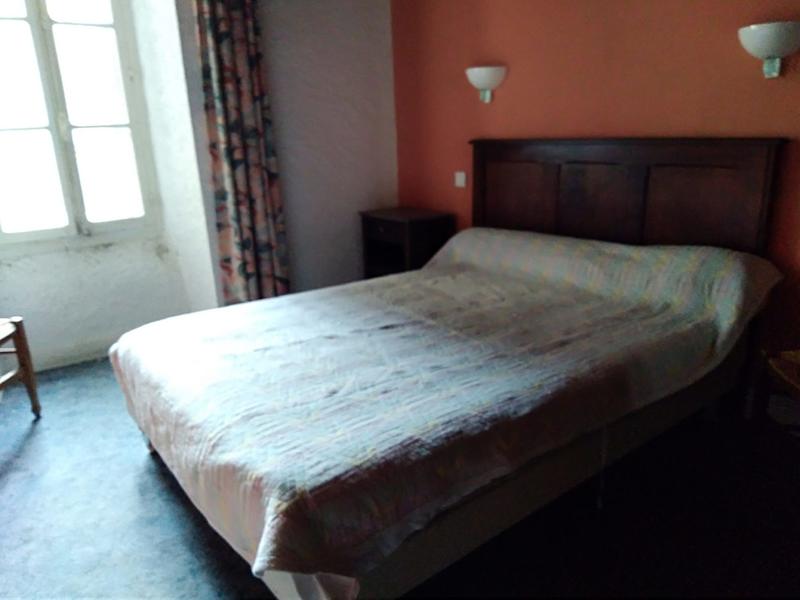 Local commercial - 1 382 m²