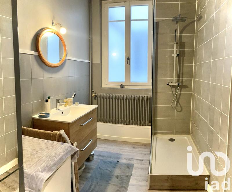 Appartement - 80 m² - 3 pièces