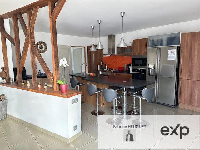 Maison - 145 m² - 7 pièces