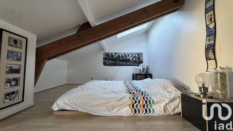 Maison - 261 m² - 12 pièces