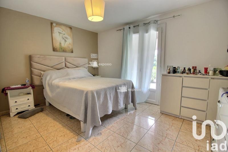 Maison - 205 m² - 9 pièces