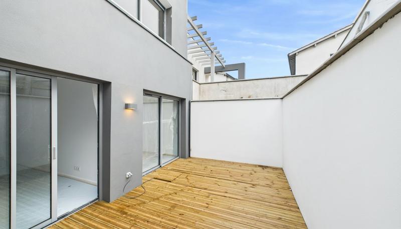 Maison - 194 m² - 6 pièces