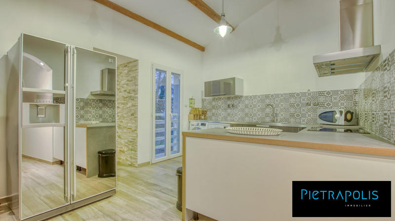 Appartement - 80 m² - 3 pièces