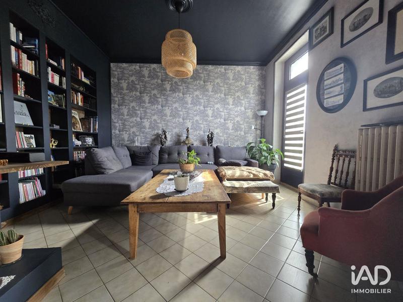 Maison - 176 m² - 8 pièces