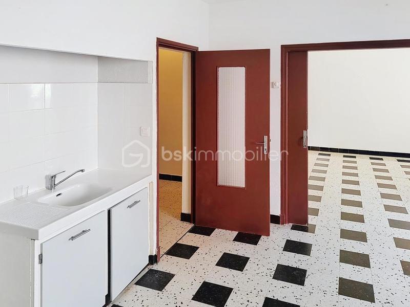 Maison de village - 150 m² - 10 pièces